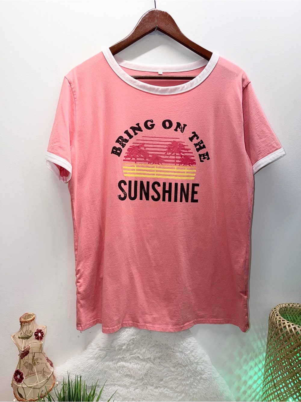 65% Cotton Summer Bring On The Sunshine Pink Graphic Tee w/ palm Trees 🌴